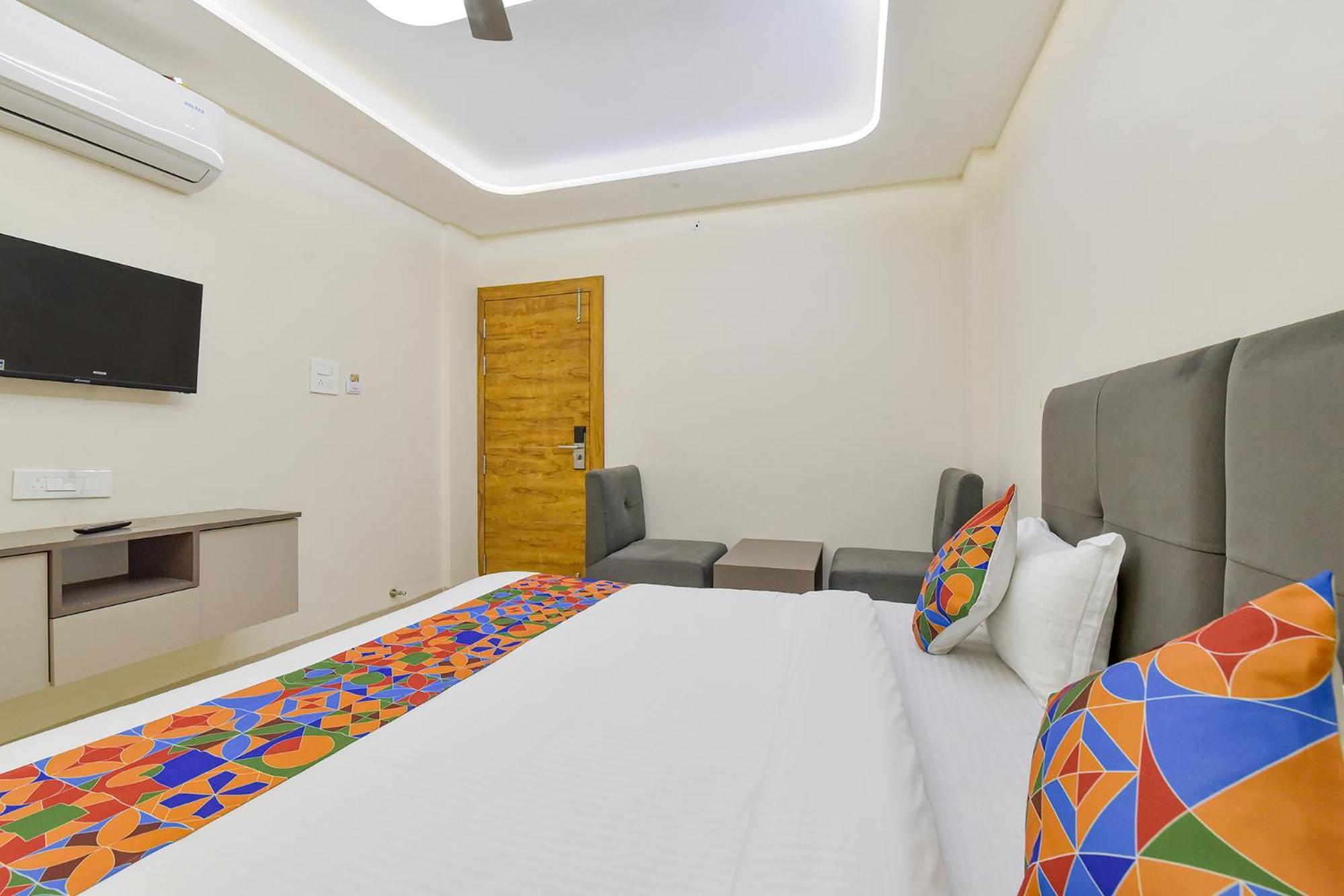 Fabhotel Synergy Hotel Indore